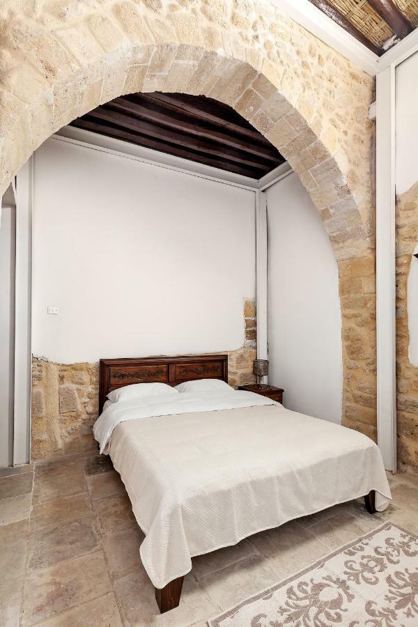 Palm Garden Guest House Нікосія Екстер'єр фото