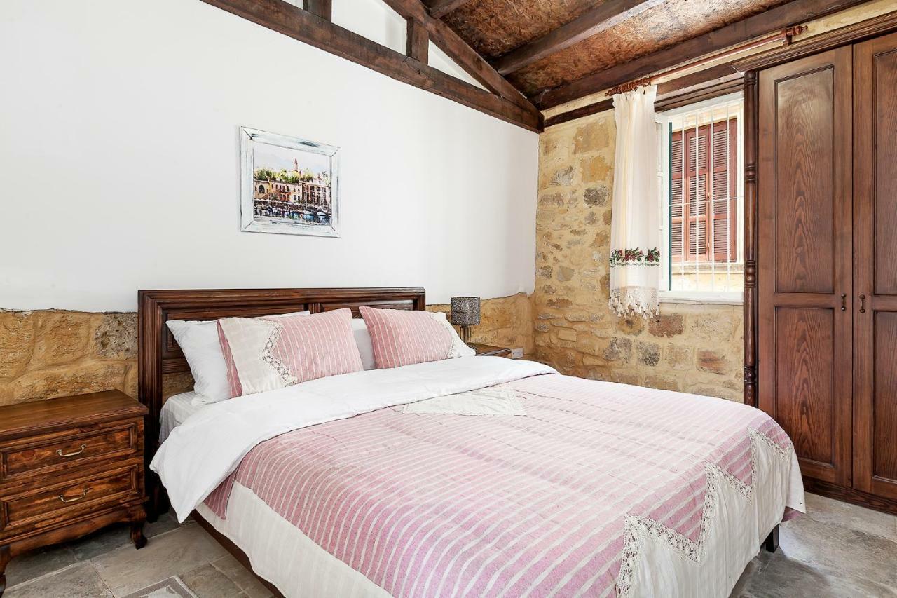 Palm Garden Guest House Нікосія Екстер'єр фото